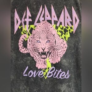 Def Leppard Love Bites Graphic Tee - Pink Leopard Print
